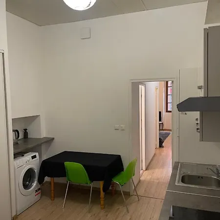 Le Petit Toulousain Apartment *